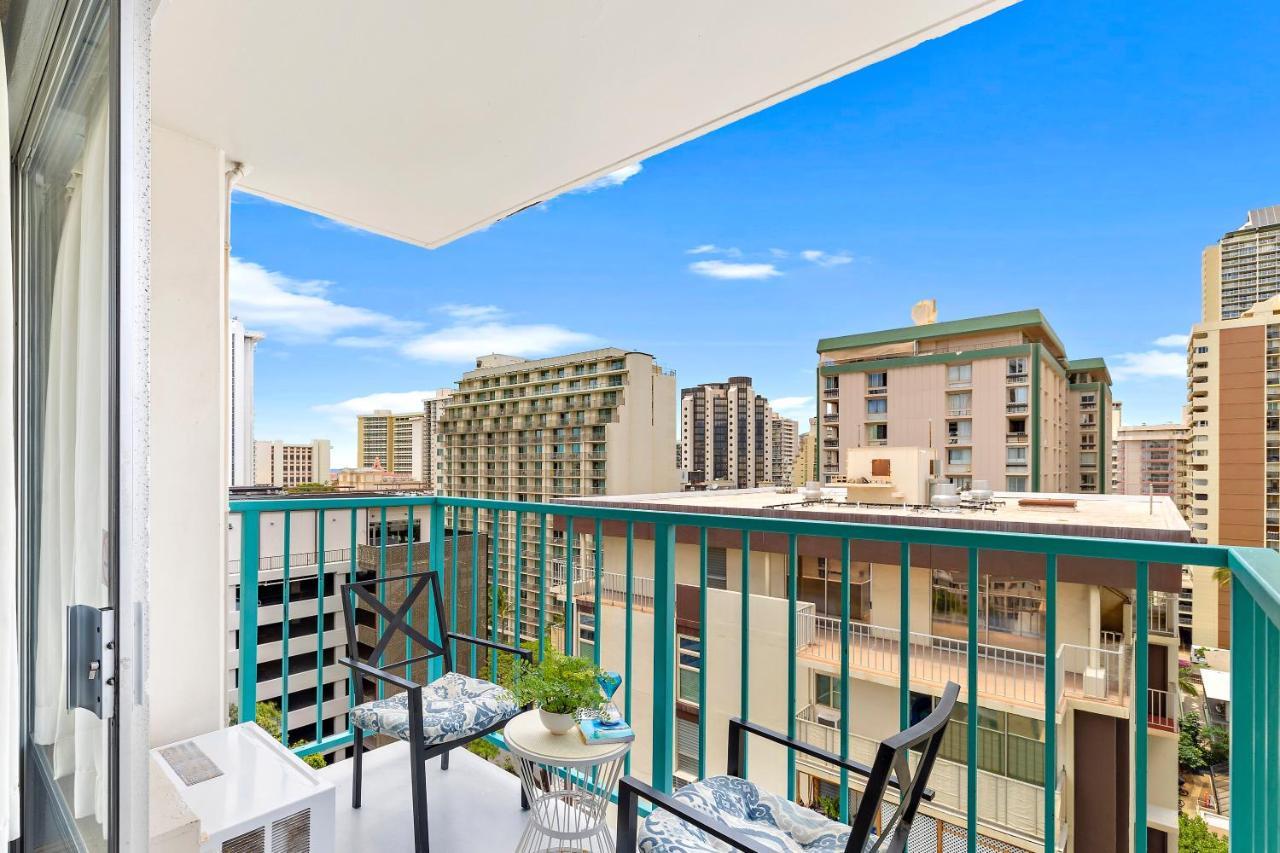Beautiful Studio In The Heart Of Vibrant Waikiki Гонолулу Экстерьер фото